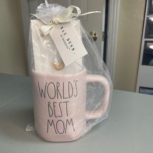 𝅺rae Dunn World’s Best Mom Mug and Love Necklace Gift Set Pink Gold